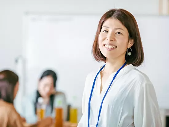 東証プライム市場上場の安定企業で腰を据えて働けます！