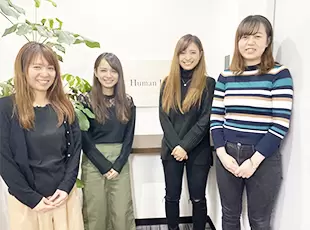 20代の女性社員が多数活躍中！産育休の取得実績があるなどライフステージの変化を経ても働ける環境です！