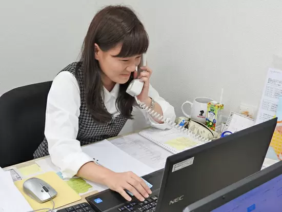 ▲未経験からスタートした社員が多数活躍。お人柄重視の採用です♪