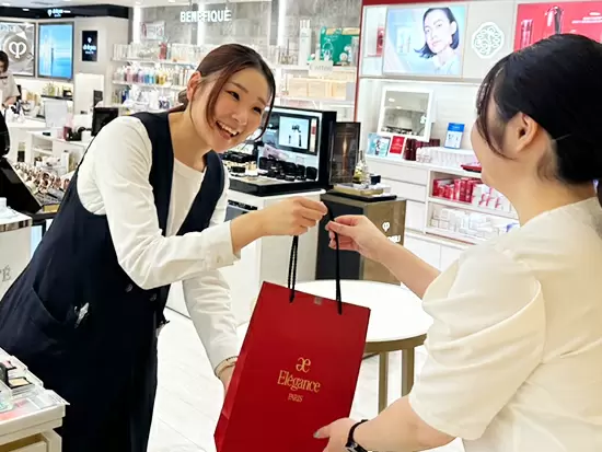 個人ノルマがないため、お客様を一番に考えた接客ができます。