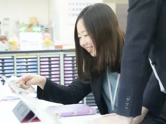 【☆】タブレットで業務を行うので、書類整理の手間などがなく効率的です！