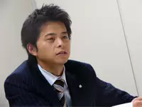 社長の紫原28歳。社長、社員ともに若さ溢れる会社です。