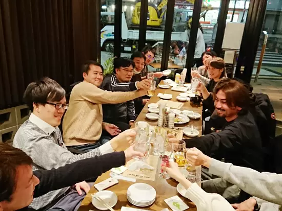 飲み会等も多数開催し、社内のコミュニケーションも深めています！