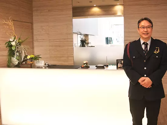 残業なし！18時からは警備スタッフが引き継ぎます