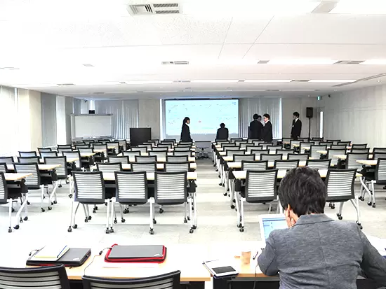 「お金」に関する正しい知識と勉強の場を提供している会社です。