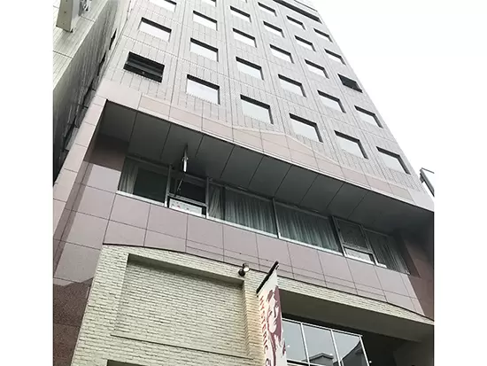 オフィスは明治通り沿い！駅チカ＆複数路線利用可能で通勤快適★