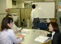 全くの未経験で入社したあなたが将来の後輩の講師かもしれません