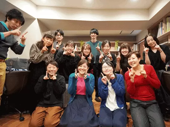 社員同士が気軽に話したり、意見を言い合ったりする風通しの良さがあります♪