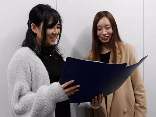 わからないことは先輩社員が丁寧にサポートするので安心してくださいね。