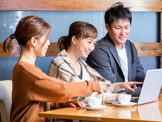 社員で話し合いながら会社作りをしています♪意見があればどんどん発信していってください！