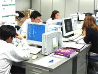 営業部門の一角の様子