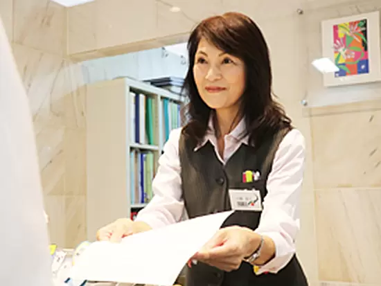 笑顔でお客様とコミュニケーションを取れる方であれば、未経験でも大丈夫♪