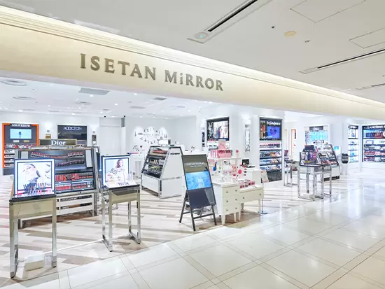 伊勢丹発！私にベストなメイクが見つかる、ラグジュアリーコスメのセレクトショップ