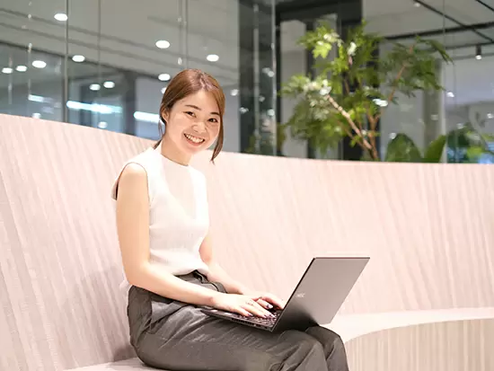 先輩社員も未経験スタート！しっかりと親身になって教えますので、安心して働けます！