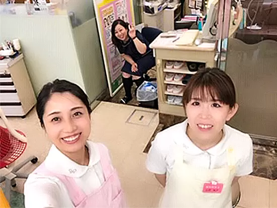 休みを合わせて旅行に行くなど、スタッフの仲が良いのも当院の特徴です！