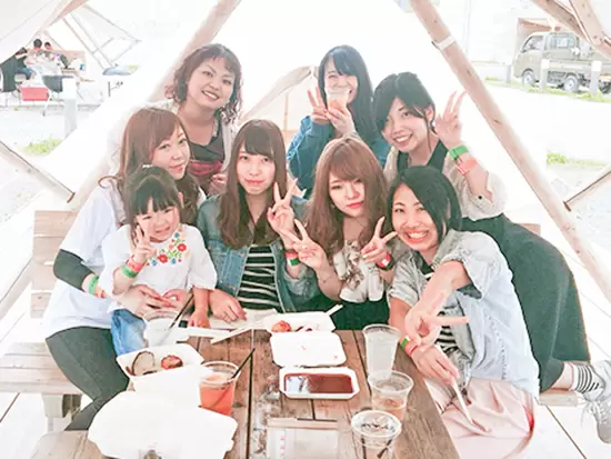 ▲20～30代のスタッフが活躍中♪皆仲が良く和気あいあいとした雰囲気です！