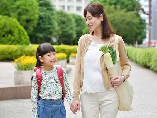 残業少なめ！子育てと両立しながら活躍できます。