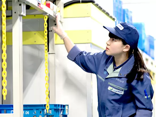 私たちはチルド食品に精通した企業として、温度管理輸送の頂点をめざします！
