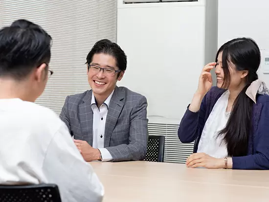 土日祝休みで年休127日！リモートワーク可能など、ワークライフバランスを実現できます！