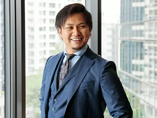 「入社前にイメージができるように、何でも正直に伝えます」という同社代表。入社時の安心感が違います