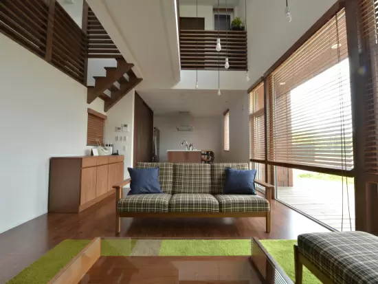 家具や雑貨を含めたトータルコーディネートで、理想の住まいづくりを後押します。
