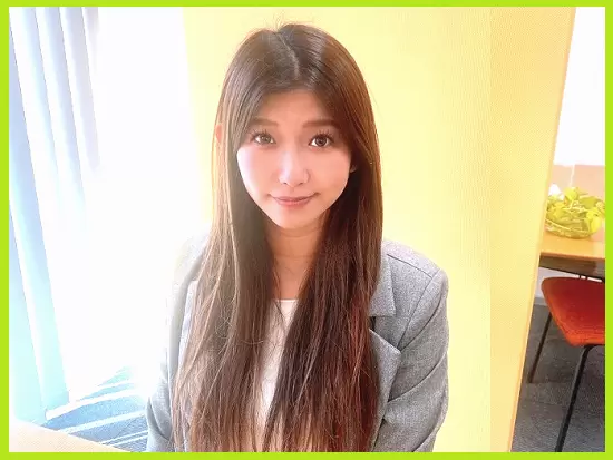 🌸新人の上原です。保険業界とは無縁の業界で働いていました。職場見学がオススメですよ♪
