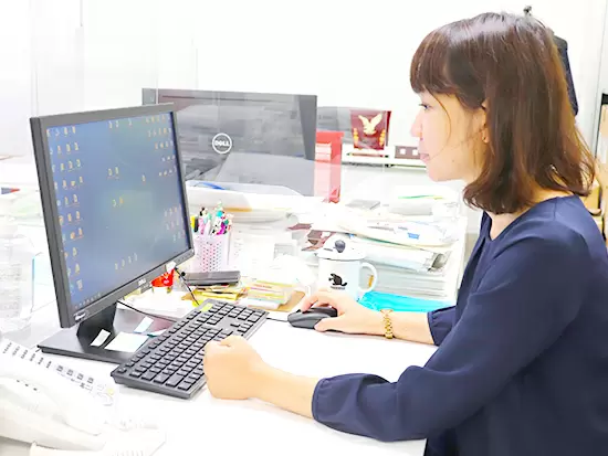 総務部はパート含めて6名！20～50代と幅広い年齢層のスタッフが活躍しています◎
