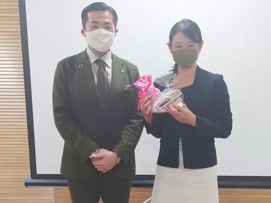 年齢や経験にかかわらず、新しいスタートを応援する会社です。