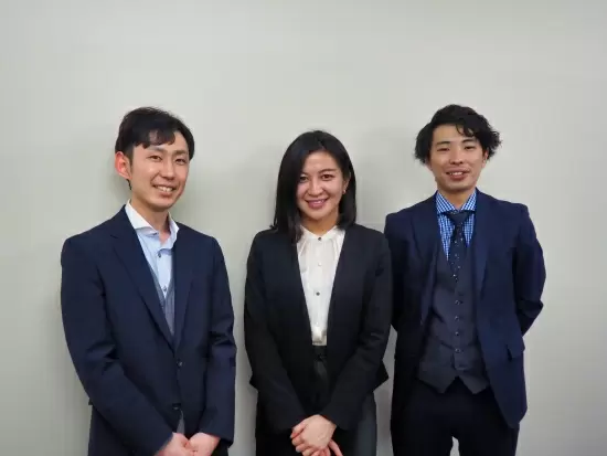社内の雰囲気はフラットそのもの。意見や相談も気兼ねなくできます。