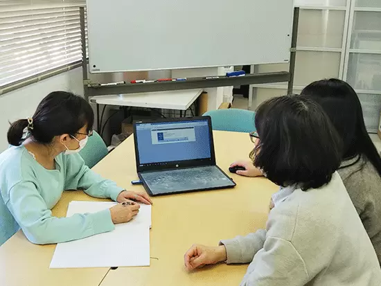 業界知識や会社のこと、他部署のことなど、座学やOJTを通してサポートします◎
