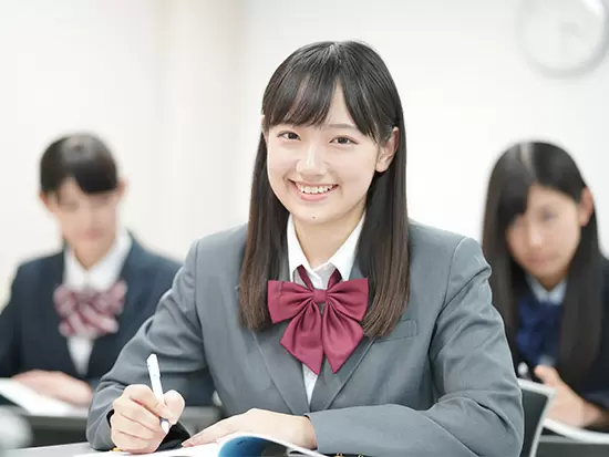 予備校で勉強する生徒さんたちのサポートもお願いします