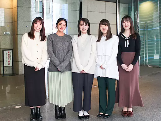 残業が少なく、プライベートも大切にしたいという20～30代女性が多数活躍しています！