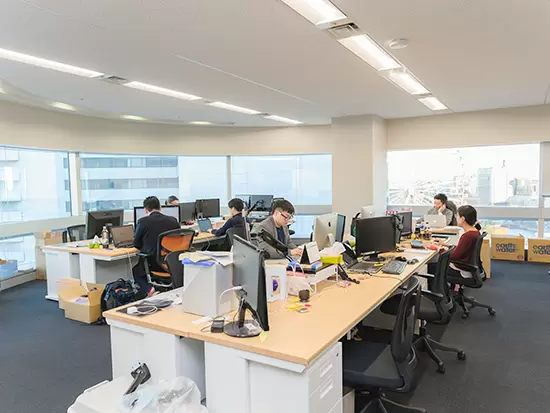 みなとみらい駅直通のオフィスは16階！眺望抜群です！