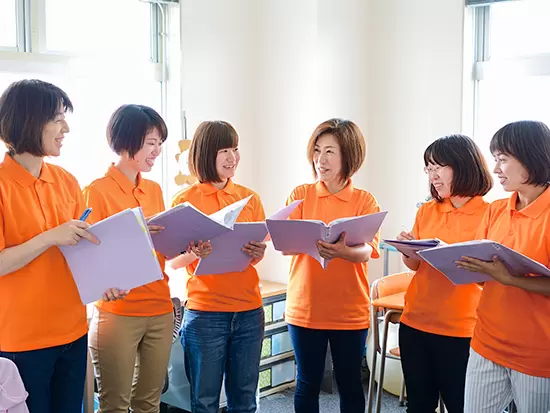 20～50代のスタッフが活躍！「誰かの役に立ちたい！」そんな想いを抱える社員が集まっています♪