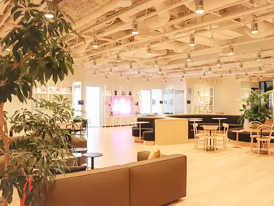株式会社ＡＤｒｉｍ