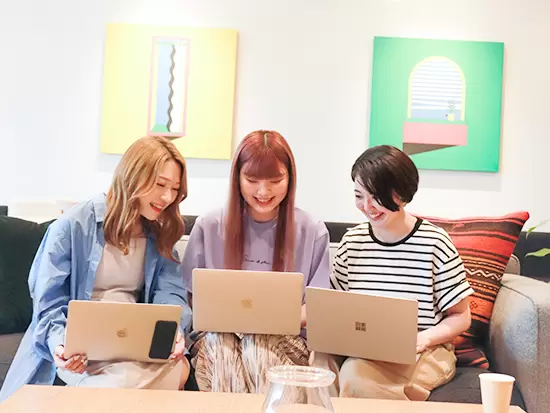 20代30代が活躍中！年代が近いから、コミュニケーションが活発なのも当社の魅力♪