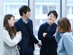 営業の仕事は個人プレーが多いと感じるかもしれませんが、教育研修がしっかりしています。