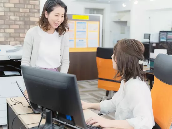 入社後は約1ヶ月間OJTでサポート！しっかりと知識・スキルを身に付けてからお仕事をスタートできます。