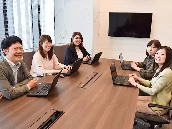 残業が少ないため、仕事後もプライベートの時間を楽しめます！