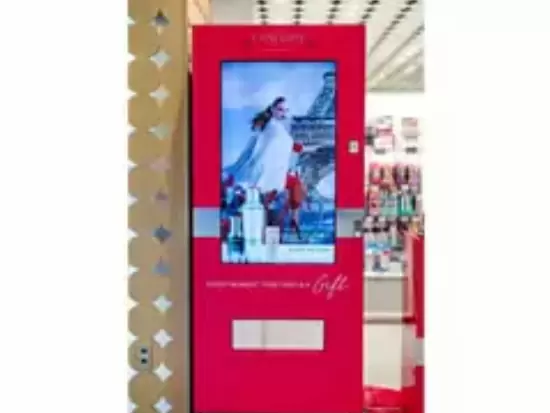 化粧品の自動販売機など、今の時代に合った製品展開で業績は右肩上がりです。
