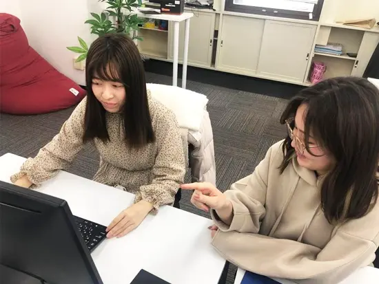 最初の1カ月はマネージャーが付きっきりでサポート！ 未経験スタートでも安心です。