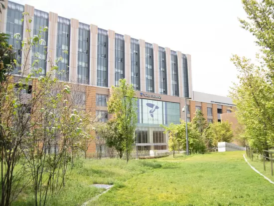 学校法人帝京大学　医学部