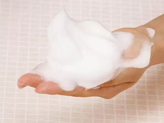 石けんから生まれたナチュラルなアイテムが、健康や美容意識の高い方に人気です。
