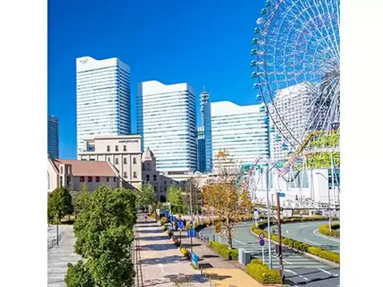 本社は横浜の一等地！みなとみらい駅直結クイーンズスクエア！急成長中の安定企業です。