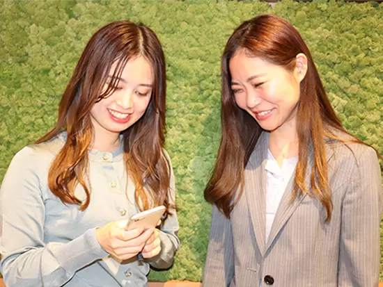 20代若手の女性社員が多数活躍しています。