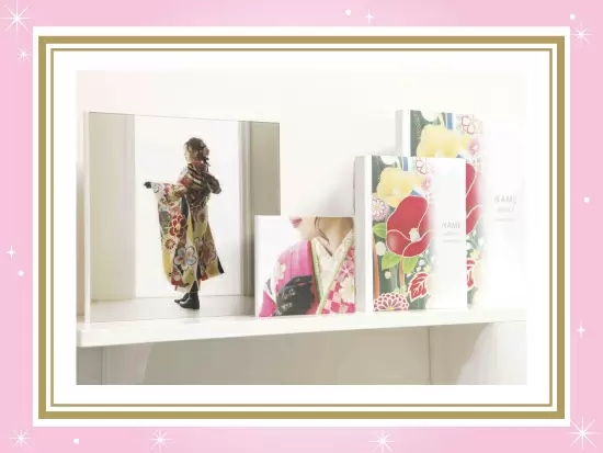 キッズ用のものから振袖やウエディングドレスなど、さまざまなシーンに合わせて衣装をご用意しています！