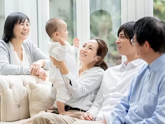 サービスご利用者様30万人以上。「将来、家族のために」とご利用いただく方が多数いらっしゃいます。