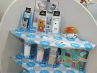 【ドコモ洗足店】レイアウトも社員のアイデアから…。