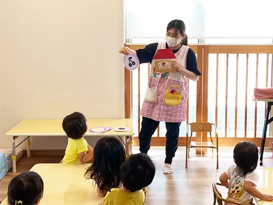 【えがお保育園】定員19名の小規模認可保育園。千葉県市川市の南行徳と妙典に2園あります。
