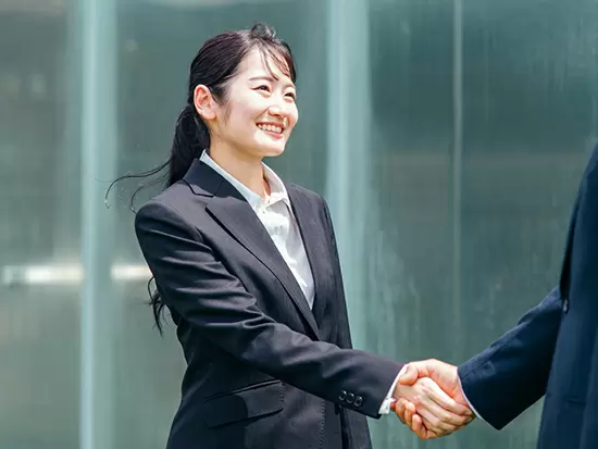 社員の育成環境が充実しているのも当社の強み。あなたの適性や希望に応じたキャリアがきっと見つかります♪